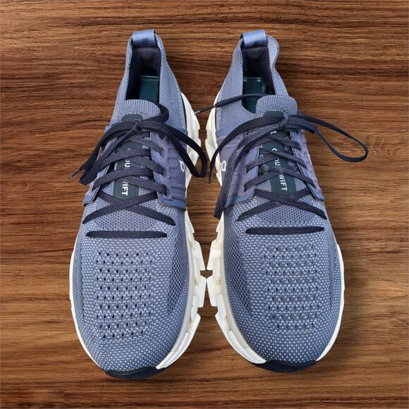 On Cloud Women's CloudSwift 3 Running Shoes Blue, Size 8 - Picture 1 of 6